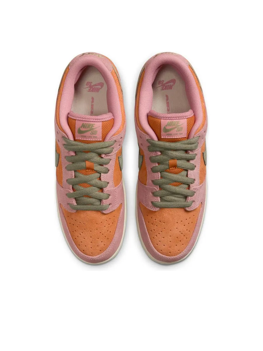 Кроссовки Nike SB Dunk Low 'Red Stardust' — изображение 4 из 6, оранжевый