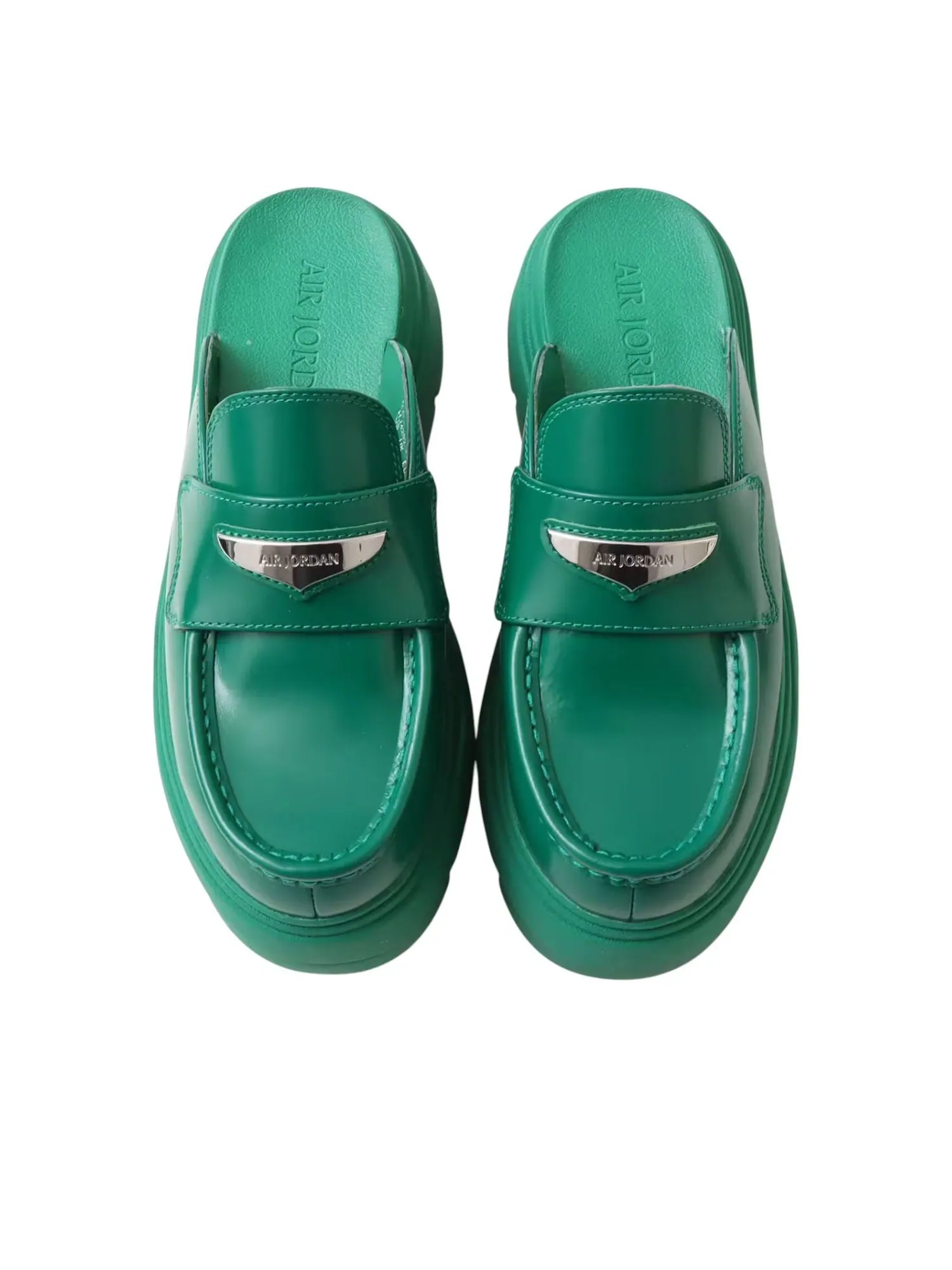 Мюли (WMNS) Air Jordan Mule 'Malachite Metallic Silver' — изображение 3 из 6, зеленый