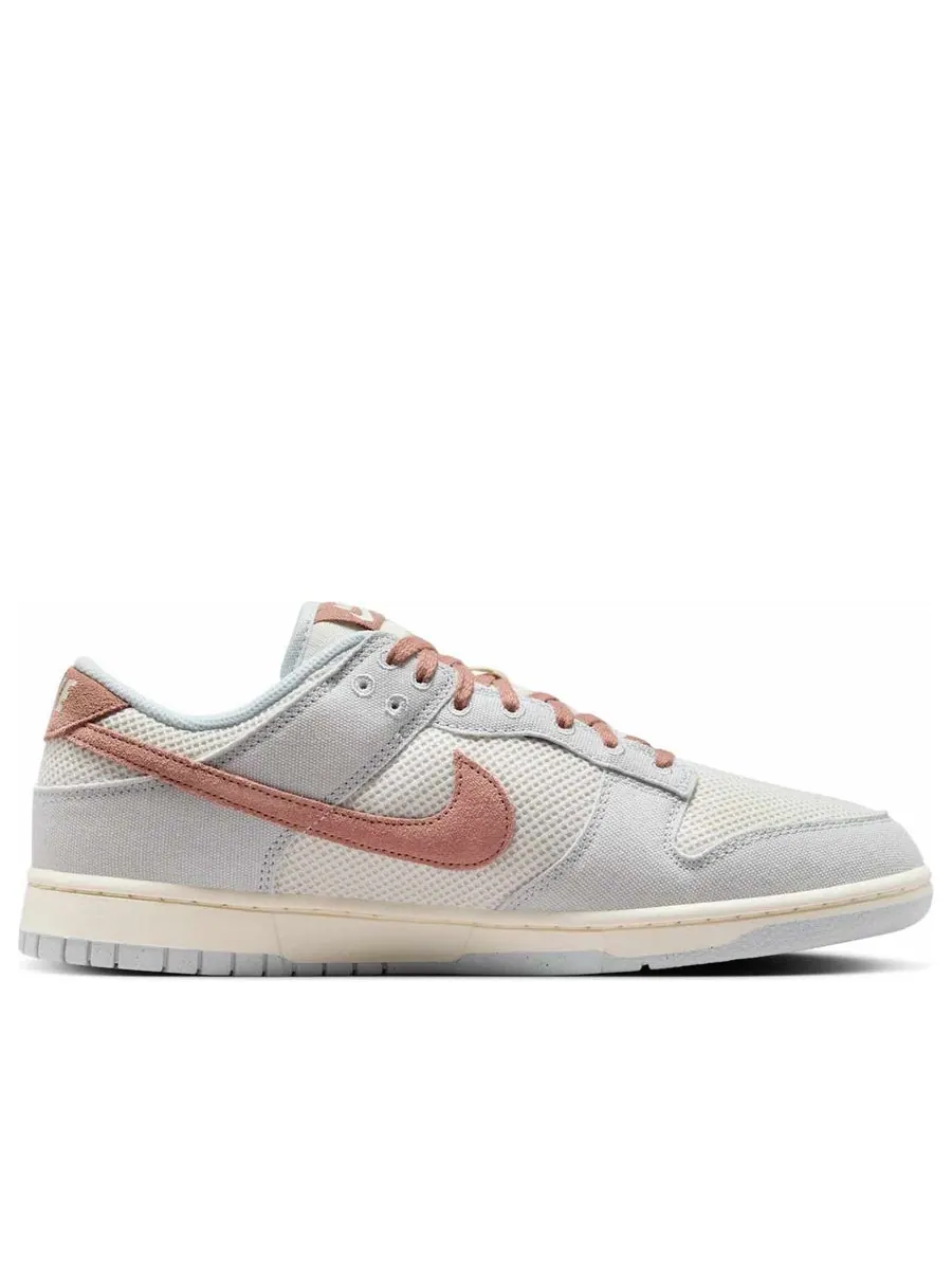 Кроссовки Nike Dunk Low Retro SE 'Fossil Rose' — изображение 2 из 6, серый
