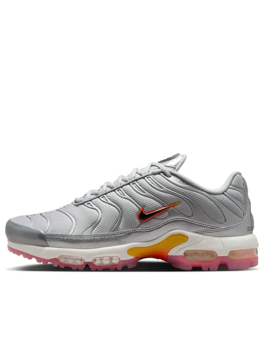 Кроссовки Nike Air Max Plus Golf 'US Open' — изображение 1 из 6, серебряный