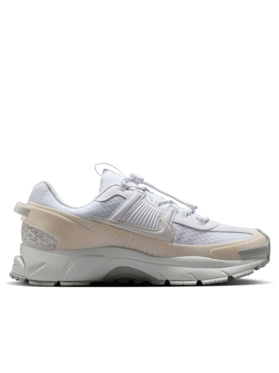 Кроссовки Nike Air Zoom Vomero Roam 'White Phantom' — изображение 2 из 6, белый