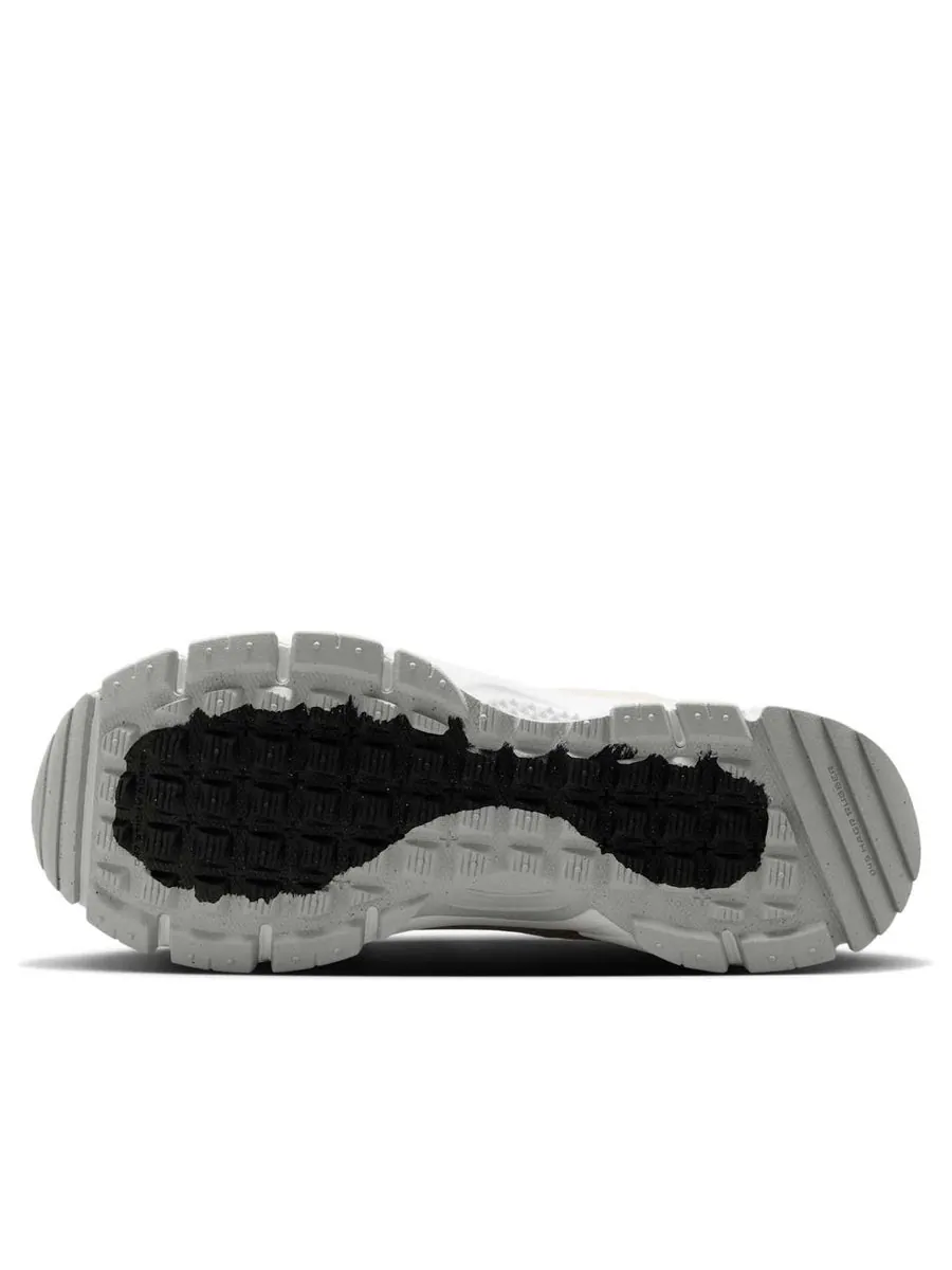 Кроссовки Nike Air Zoom Vomero Roam 'White Phantom' — изображение 6 из 6, белый