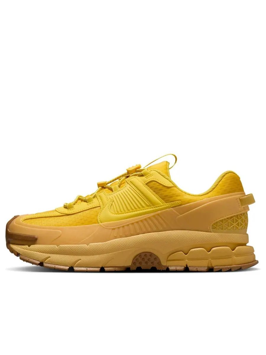 Кроссовки Nike Air Zoom Vomero Roam 'Lightning' — изображение 1 из 6, желтый