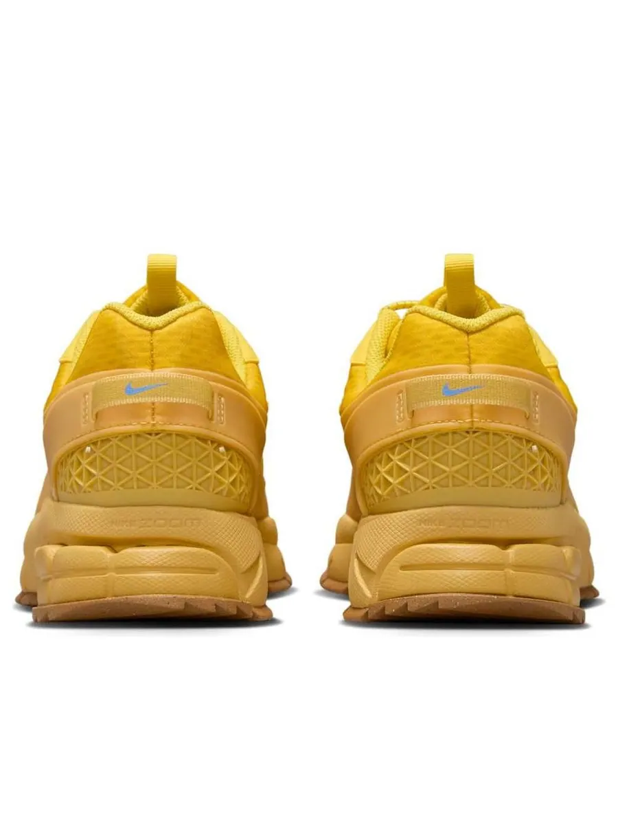 Кроссовки Nike Air Zoom Vomero Roam 'Lightning' — изображение 5 из 6, желтый