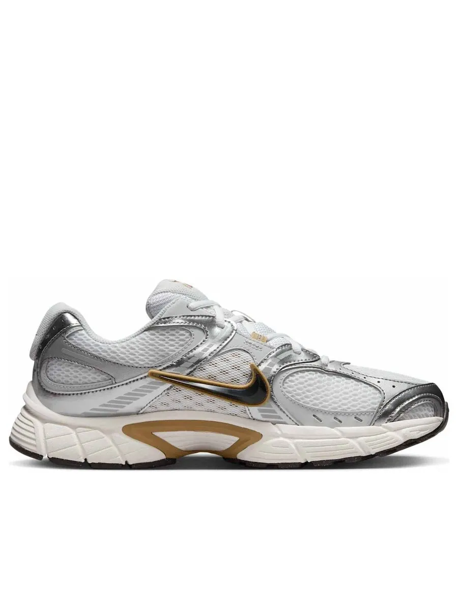 Кроссовки Nike V5 RNR 'White Metallic Pewter' — изображение 2 из 6, белый
