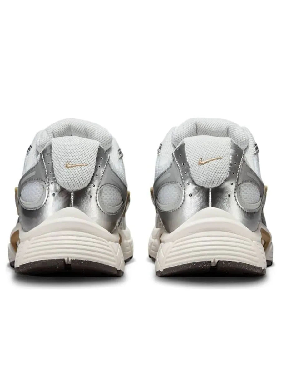 Кроссовки Nike V5 RNR 'White Metallic Pewter' — изображение 5 из 6, белый