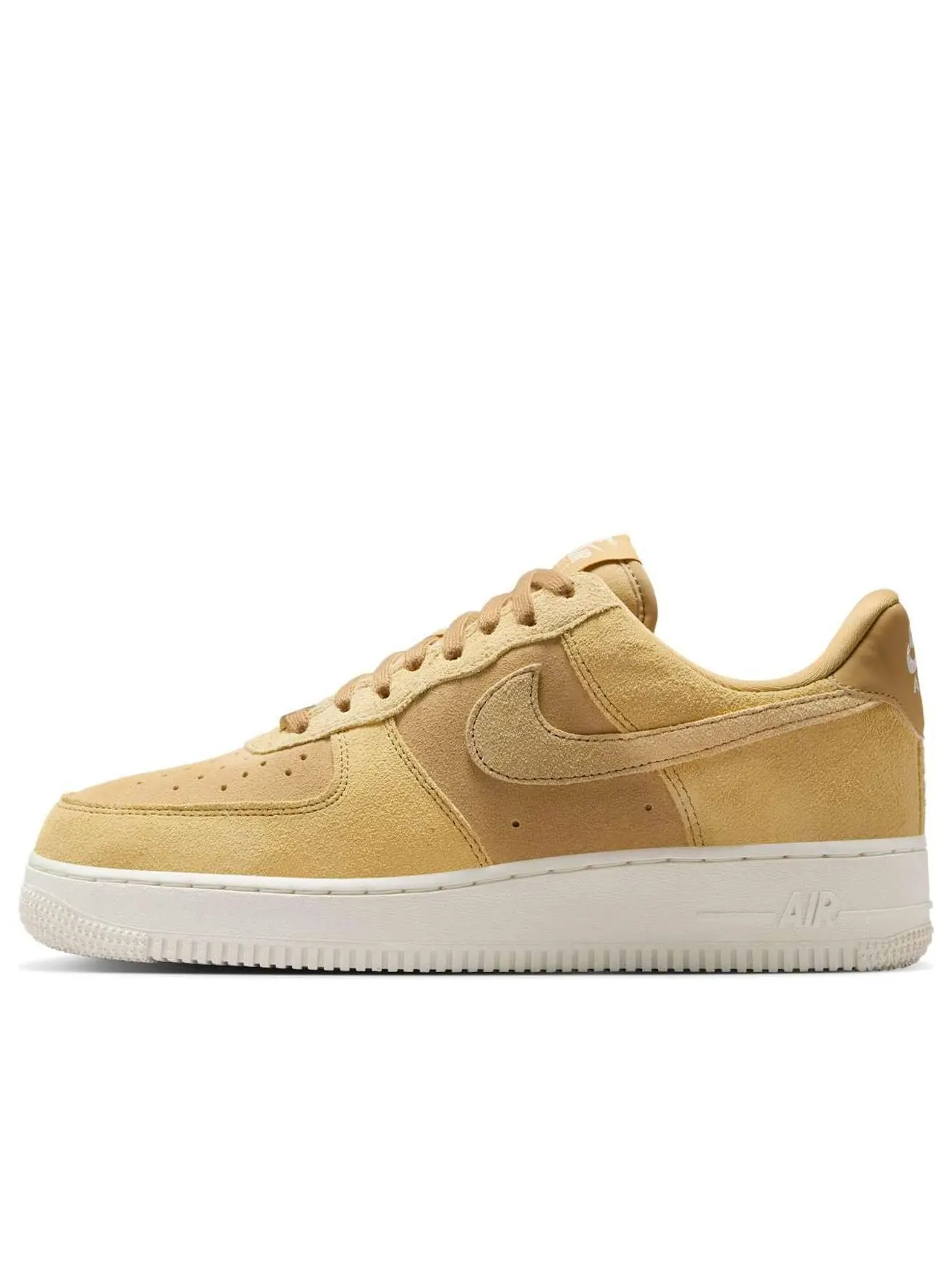 Кроссовки (WMNS) Nike Air Force 1 '07 'Club Gold' — изображение 1 из 6, бежевый