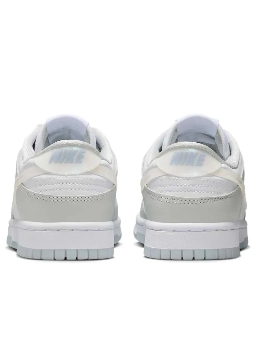 Кроссовки (WMNS) Nike Dunk Low 'Iridescent Swoosh' — изображение 3 из 6, белый