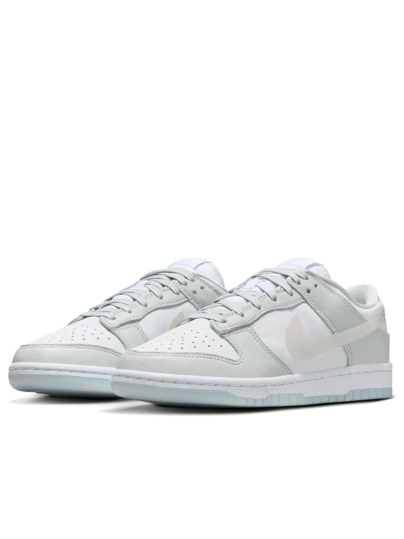 Кроссовки (WMNS) Nike Dunk Low 'Iridescent Swoosh' — изображение 4 из 6, белый