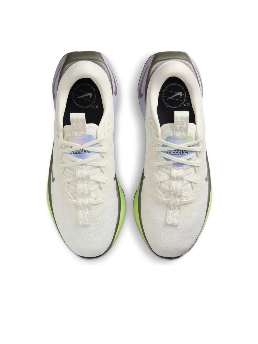 Кроссовки (WMNS) Nike Motiva SE 'Phantom Hydrangeas Glacier Blue' — изображение 2 из 6, белый