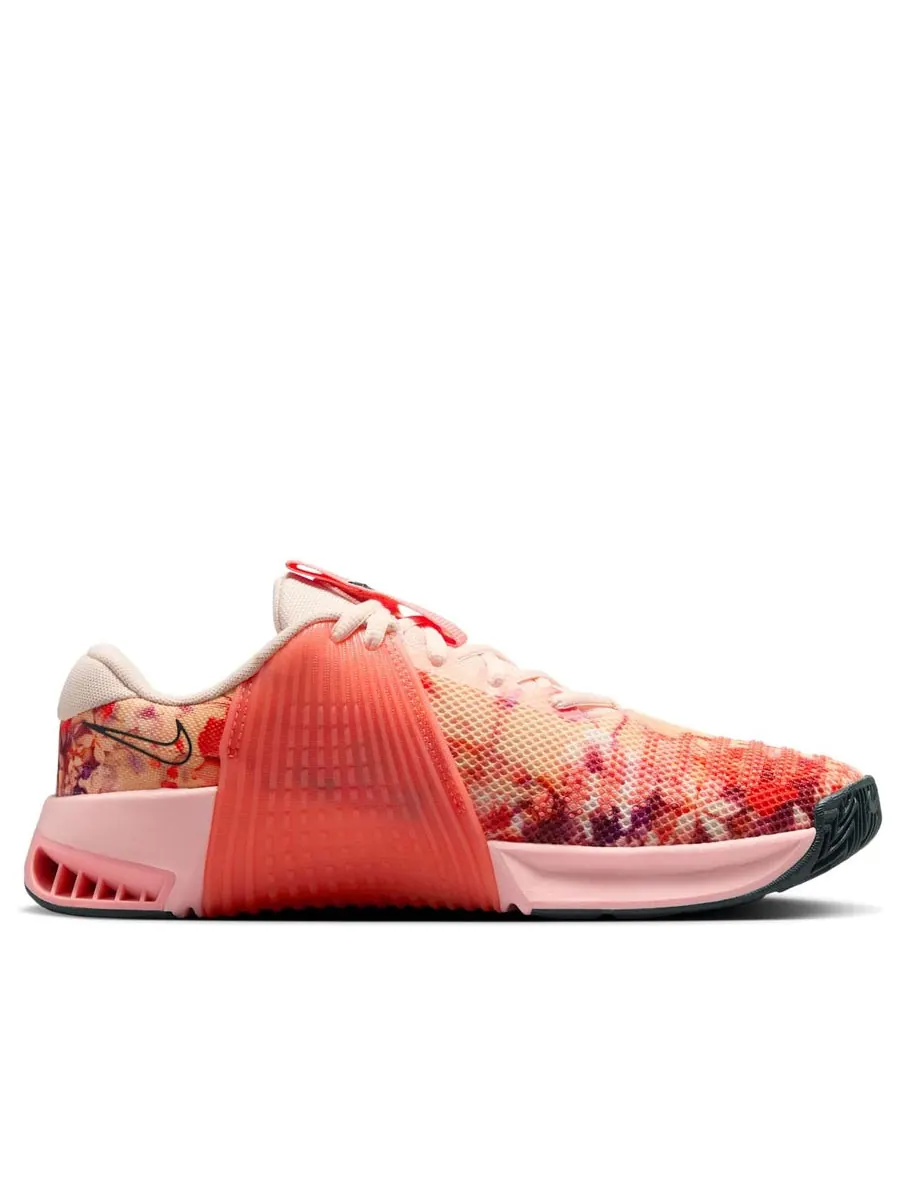 Кроссовки (WMNS) Nike Metcon 9 AMP 'Washed Coral Tie Dye' — изображение 2 из 6, розовый