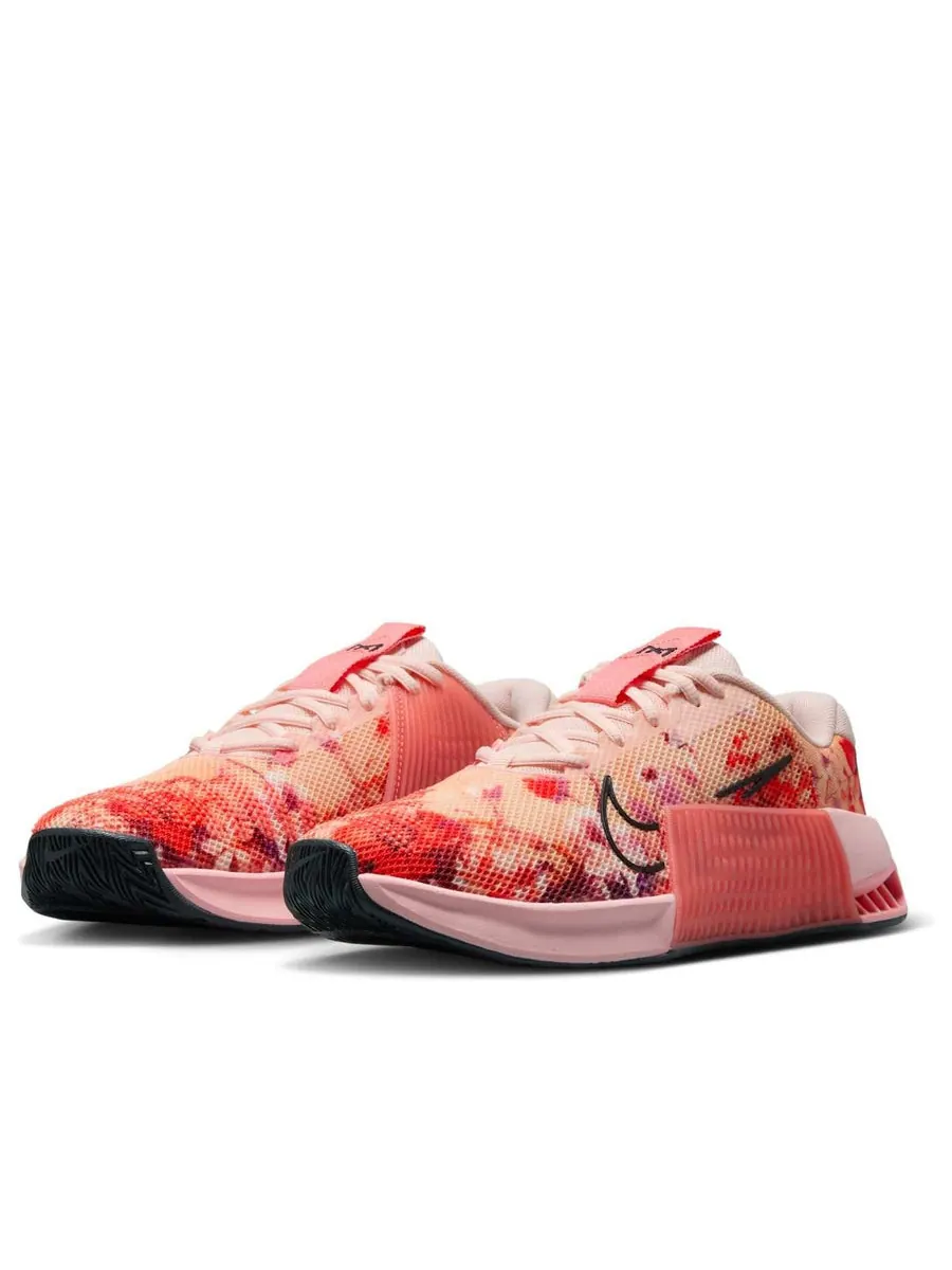 Кроссовки (WMNS) Nike Metcon 9 AMP 'Washed Coral Tie Dye' — изображение 3 из 6, розовый