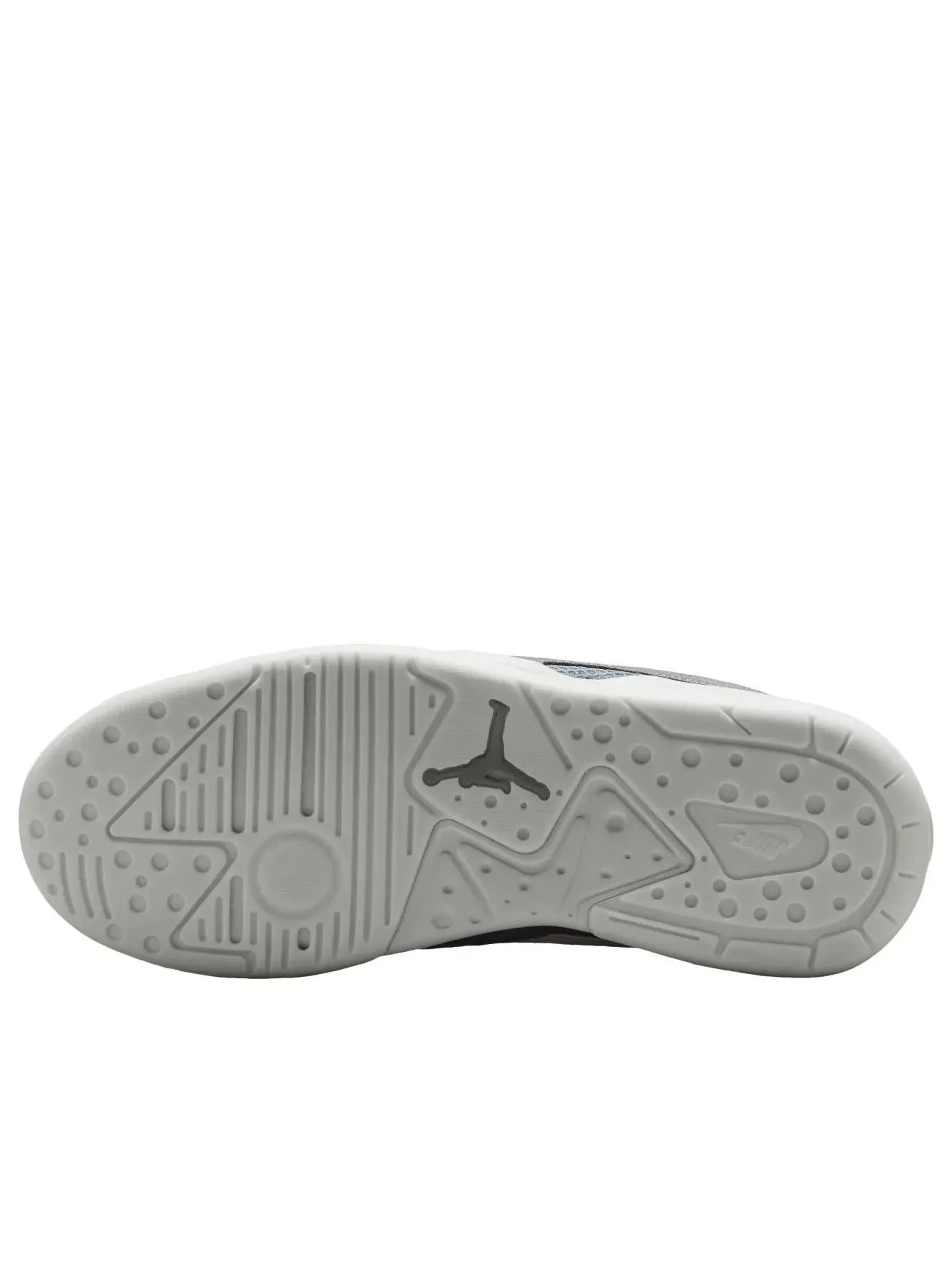 Кроссовки Air Jordan CMFT Era 'Cool Grey White' — изображение 5 из 6, серый