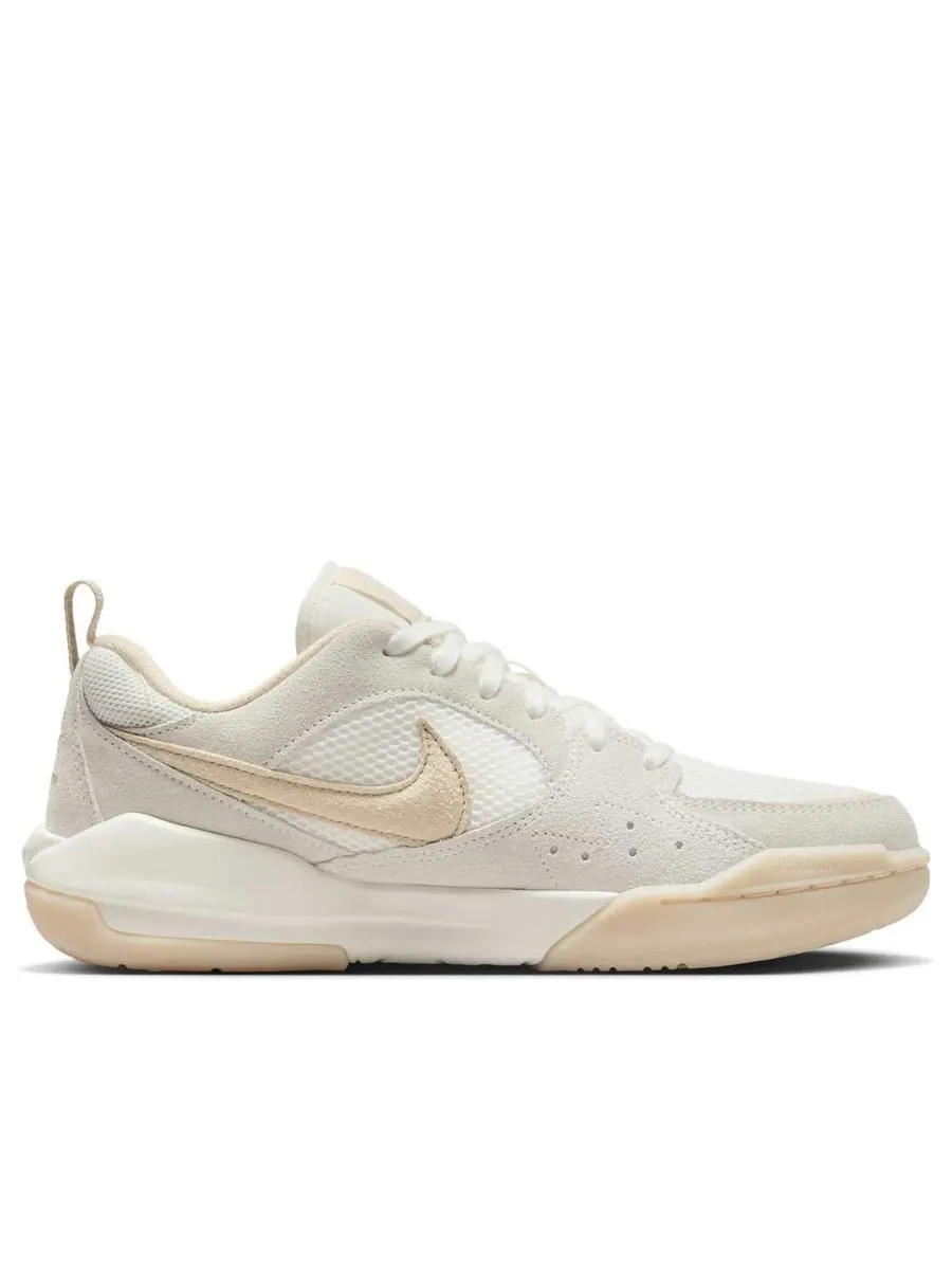 Кроссовки (WMNS) Air Jordan CMFT Era 'Sail Rattan' — изображение 2 из 6, бежевый