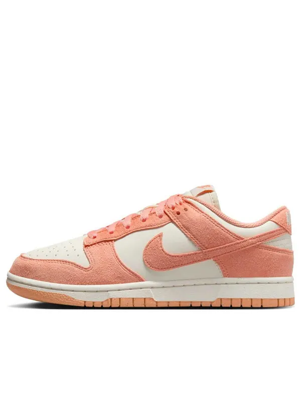 Кроссовки dunk low next nature 'apricot agate' Nike — изображение 1 из 4, белый