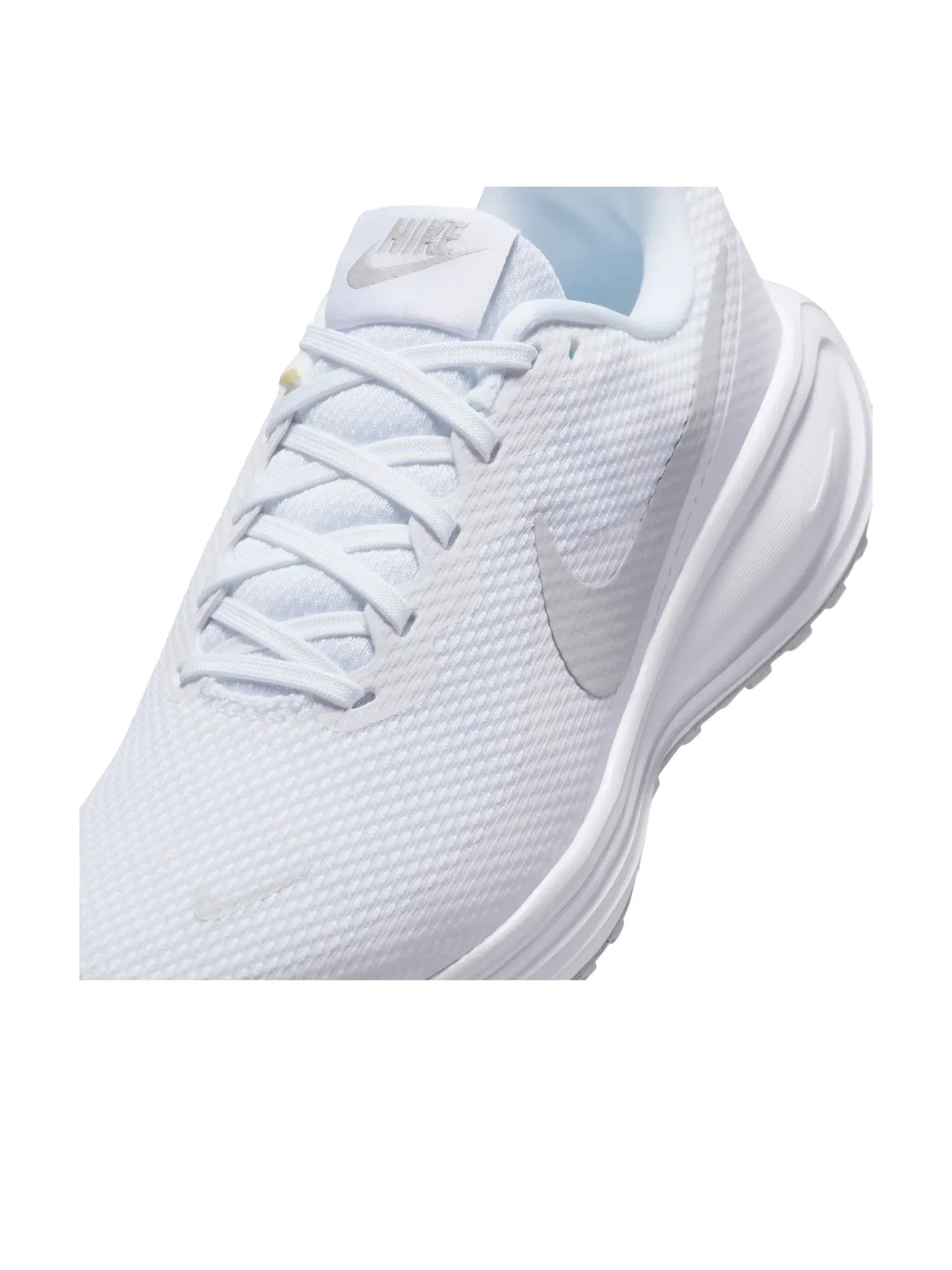 Женские кроссовки для бега с шнуровкой Nike Revolution White Pure Platinum — изображение 6 из 7, белый