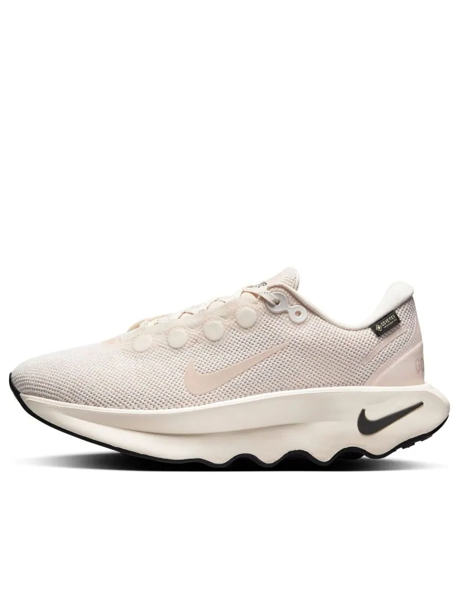 Кроссовки (WMNS) Nike Motiva Gore-Tex 'Guava Ice' — изображение 1 из 7, бежевый