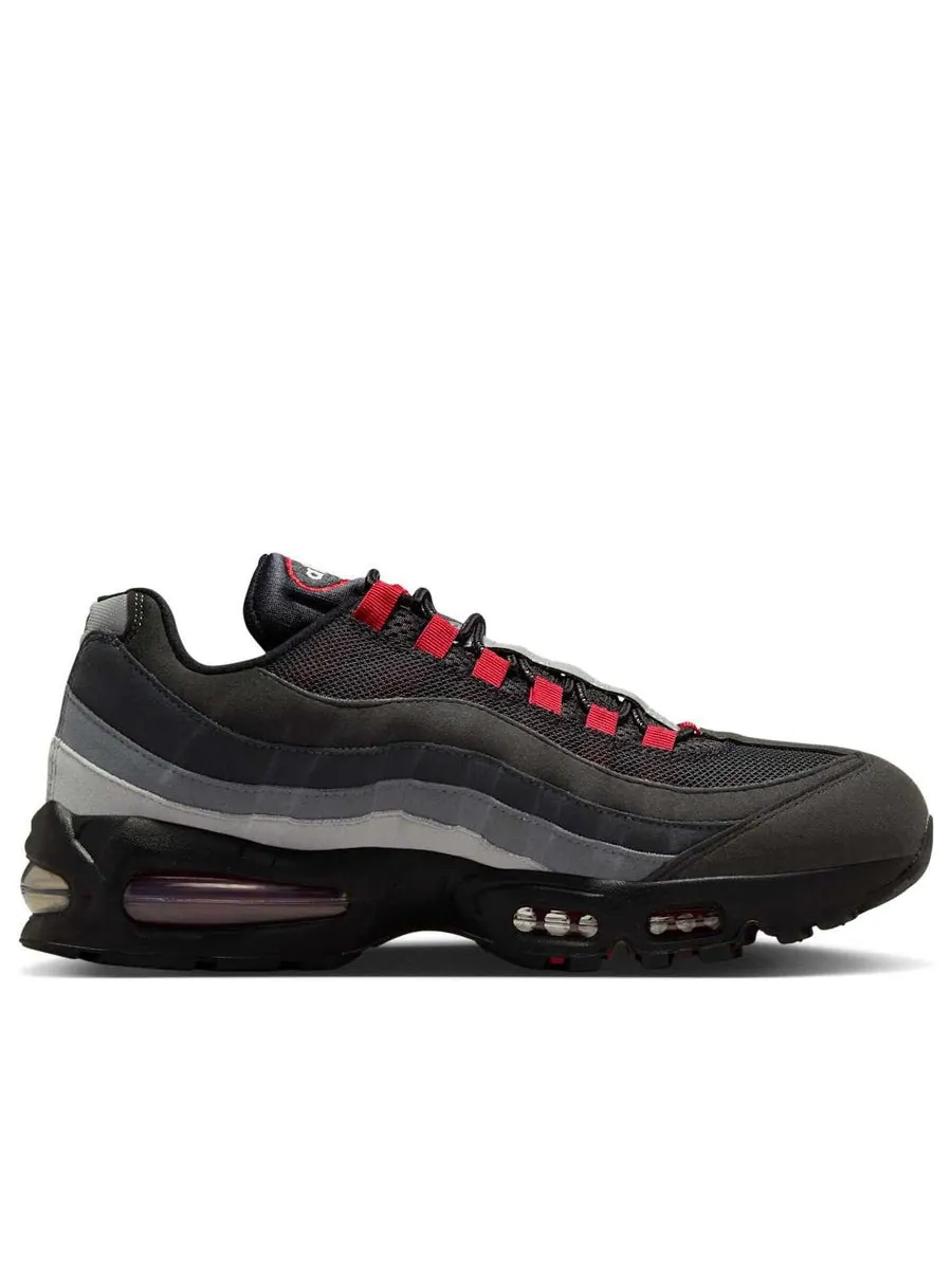 Кроссовки Nike x Liverpool F.C. Air Max 95 OG 'Black Gym Red' — изображение 2 из 6, черный