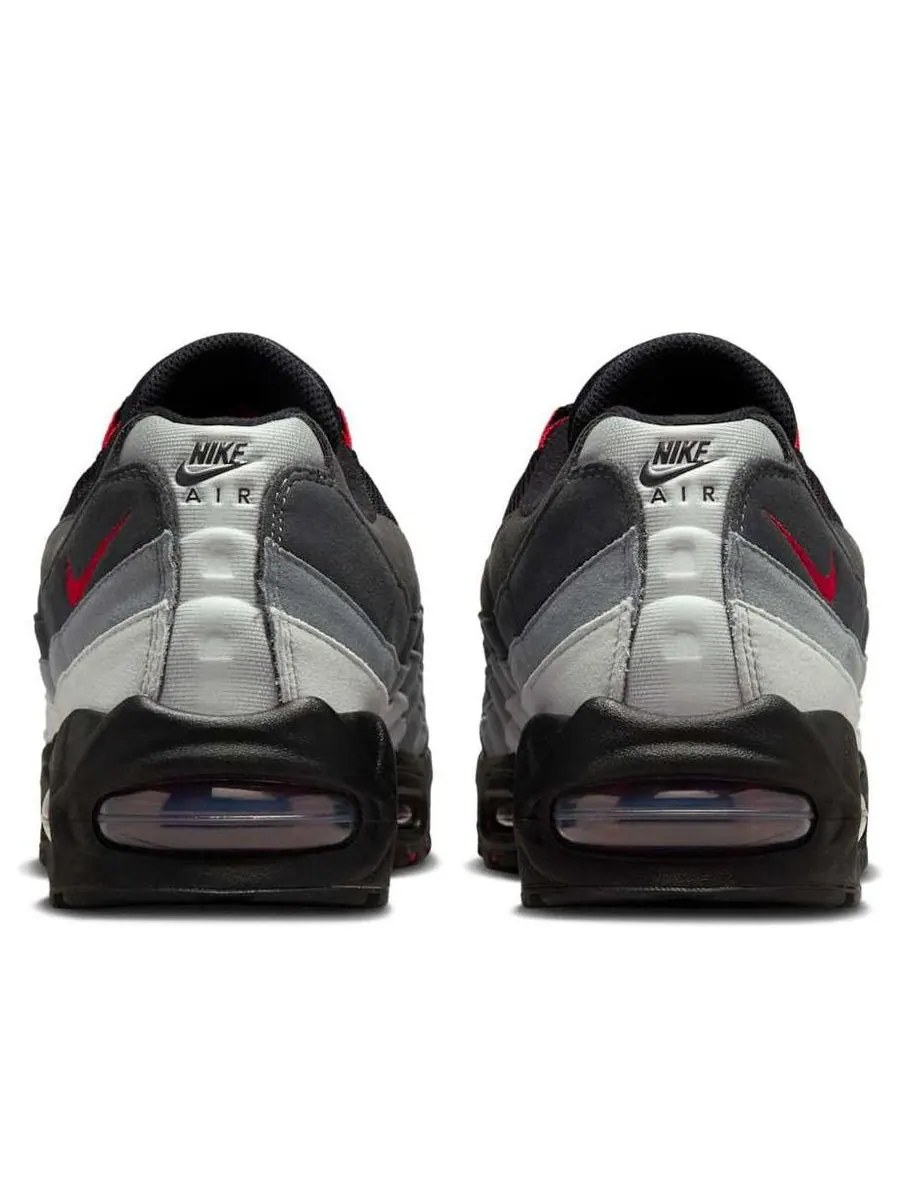 Кроссовки Nike x Liverpool F.C. Air Max 95 OG 'Black Gym Red' — изображение 5 из 6, черный