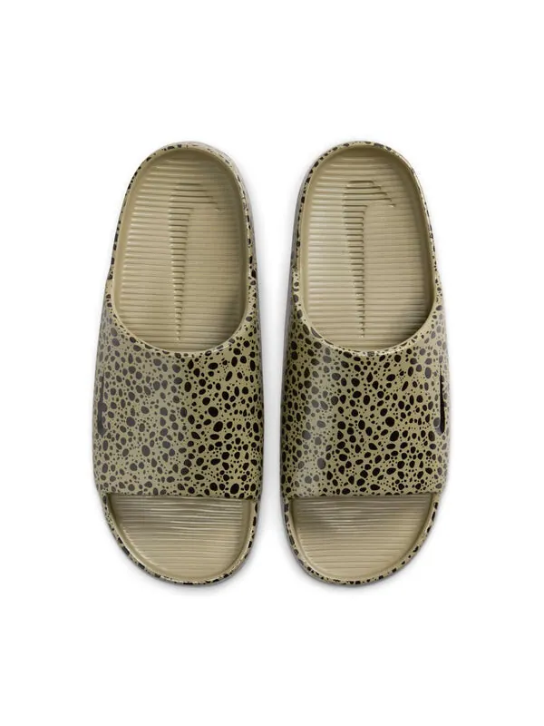 Тапочки calm slide 'neutral olive safari' Nike — изображение 3 из 4, оливковый