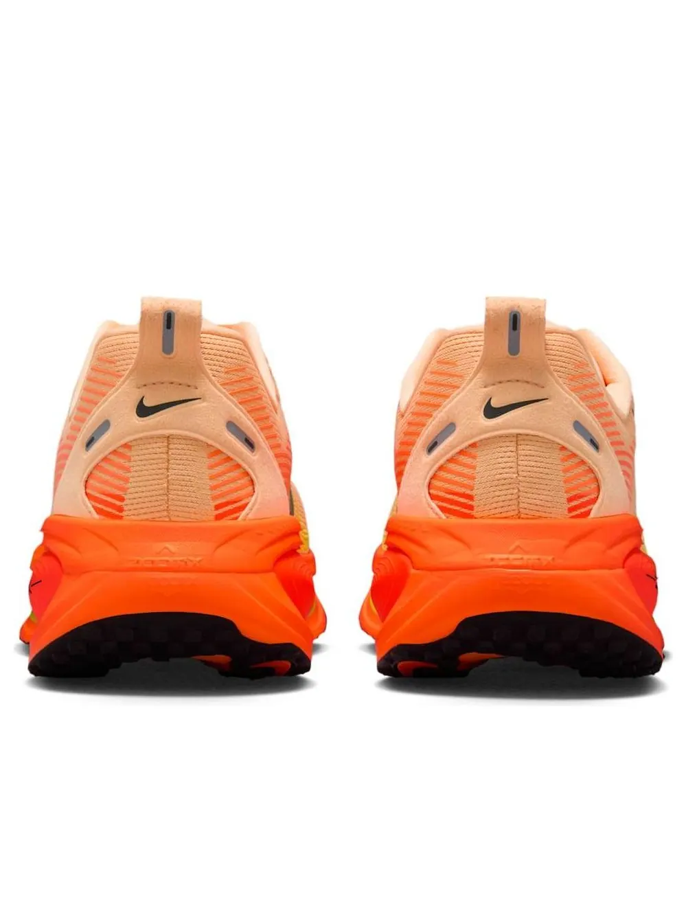 Кроссовки Nike Air Zoom Vomero 18 'Orange Chalk Black Volt' — изображение 3 из 6, оранжевый