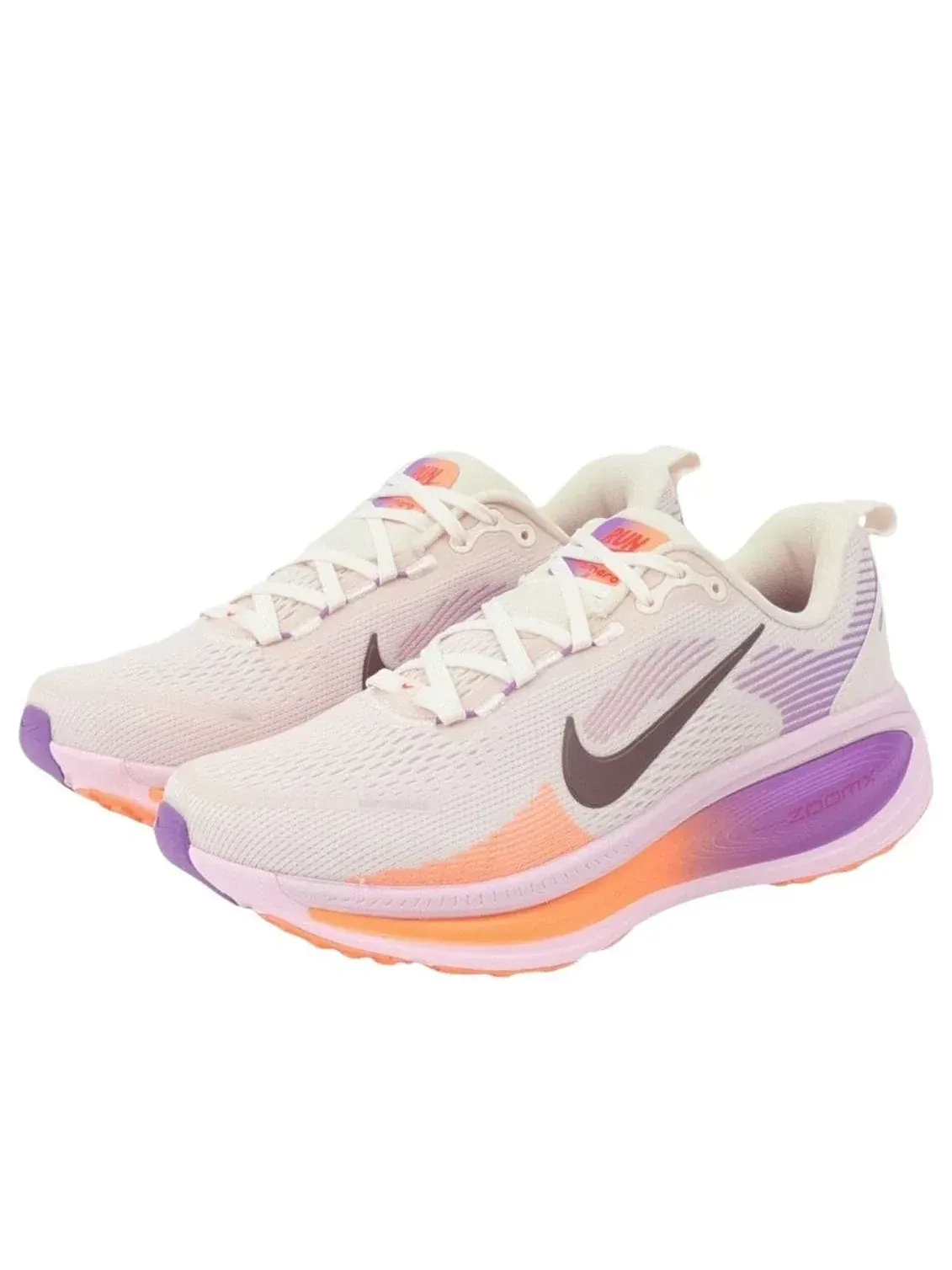 Кроссовки (WMNS) Nike Air Zoom Vomero 18 'Chalk Bright Violet Tattoo' — изображение 2 из 4, оранжевый