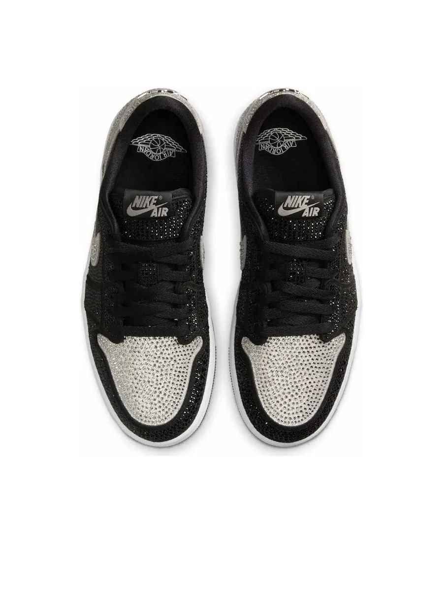 Кроссовки (WMNS) Air Jordan 1 Retro Low OG x Swarovski 'Stealth' — изображение 4 из 6, серый