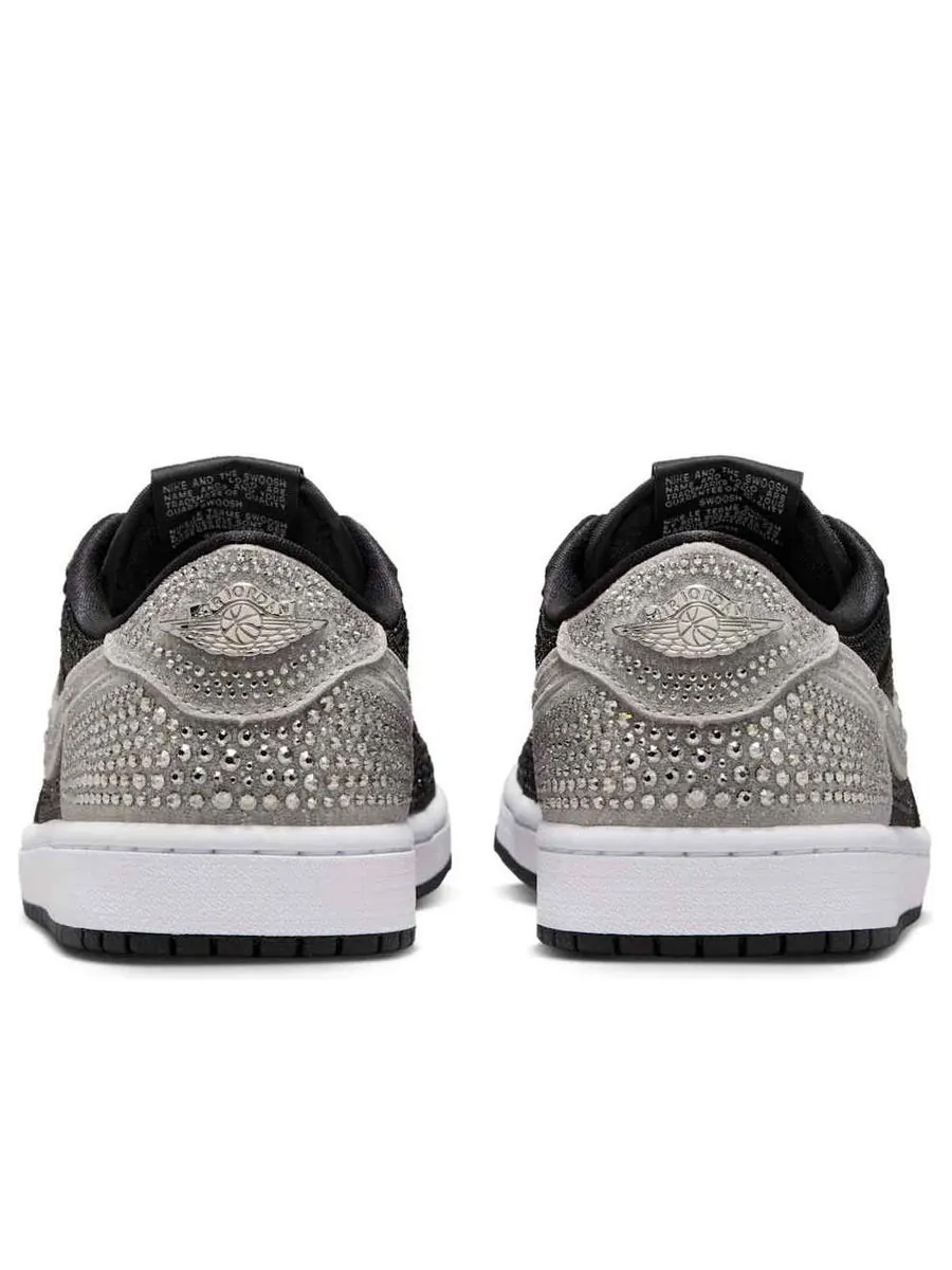 Кроссовки (WMNS) Air Jordan 1 Retro Low OG x Swarovski 'Stealth' — изображение 5 из 6, серый