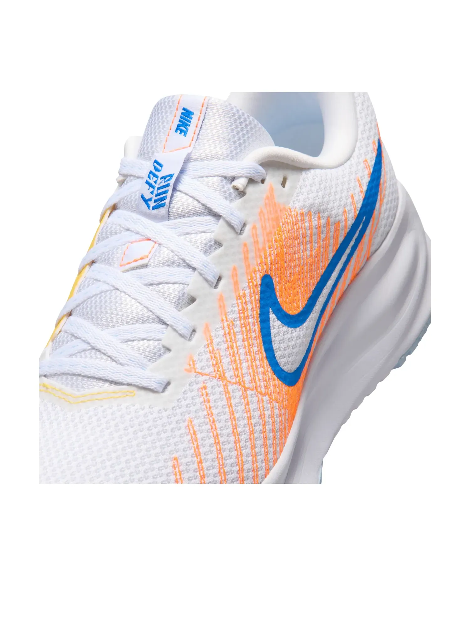Кроссовки Nike Run Defy 'White Topaz Gold Blue' HM9594-111 — изображение 6 из 7, белый