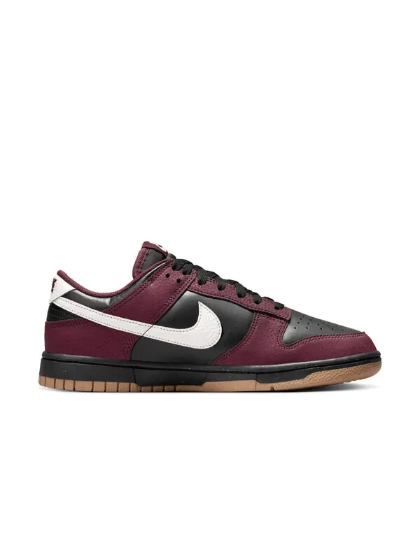 Кроссовки dunk low next nature 'burgundy crush black' Nike — изображение 2 из 4, бордовый/черный/хаки