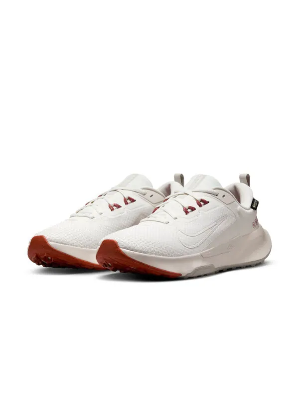 Кроссовки juniper trail 2 gore-tex 'sail picante red' Nike — изображение 2 из 4, красный