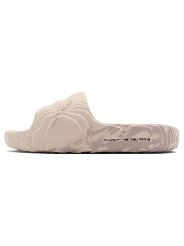 Тапочки adilette 22 slides 'sand strata wonder taupe' Adidas — изображение 2 из 4, песочный//черный