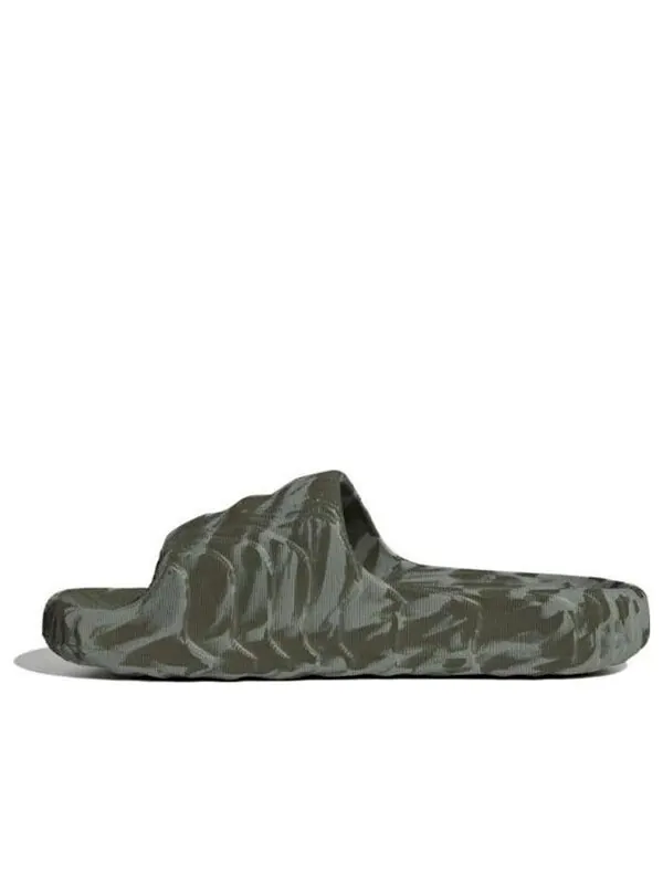 Тапочки adilette 22 slides 'olive strata silver green' Adidas — изображение 1 из 4