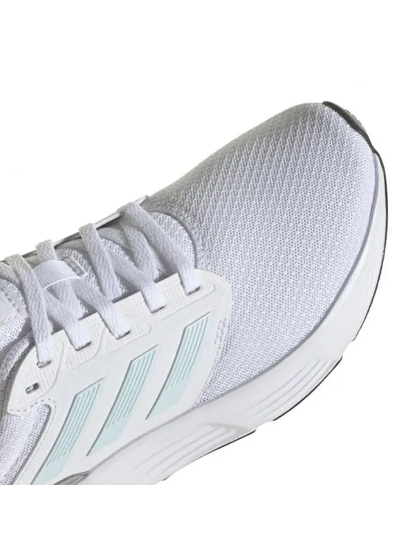 Кроссовки (WMNS) Adidas Galaxy 6 Running Shoes 'White' — изображение 2 из 4, белый/светлый синий