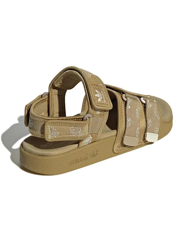 Сандалии оригиналы adilette sandal 4.0 повседневные спортивные унисекс сандалии Adidas — изображение 4 из 4, хаки
