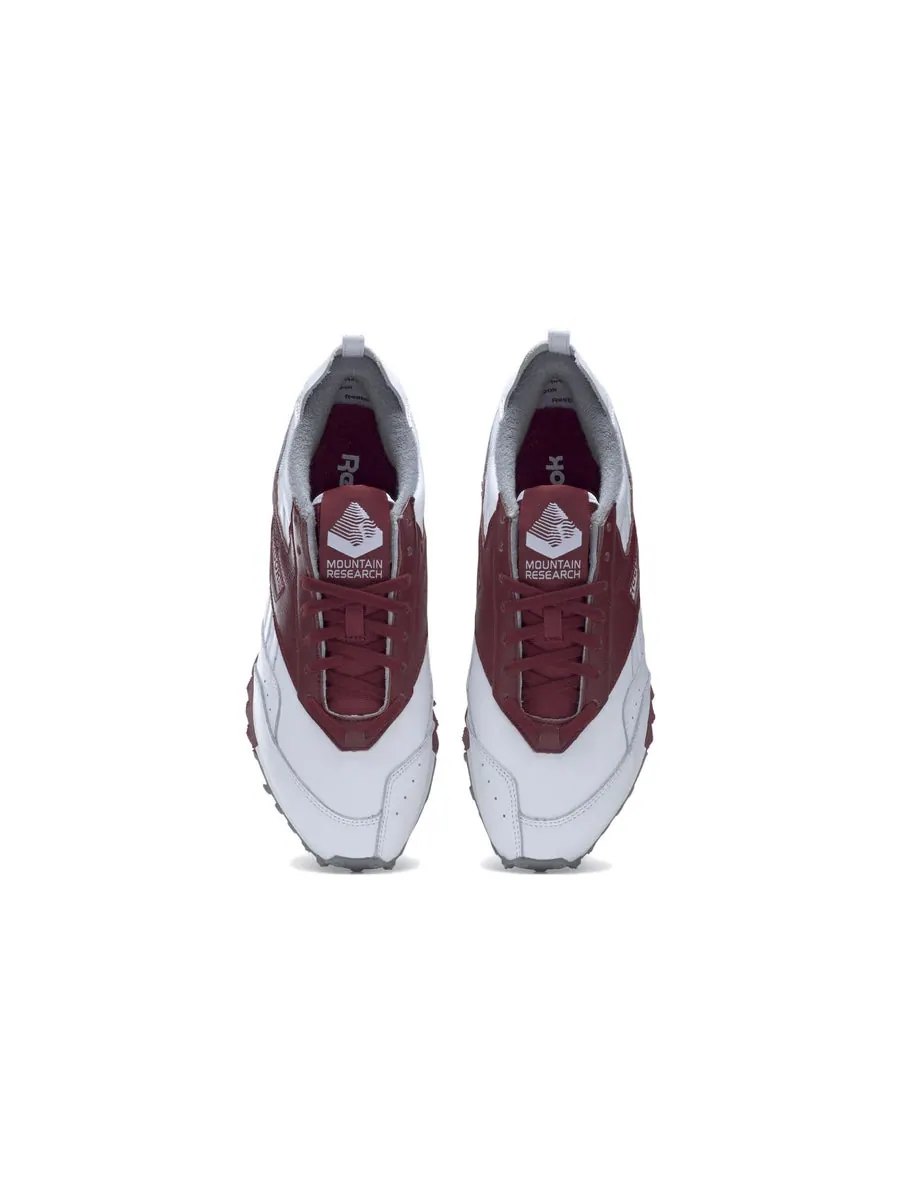 Кроссовки Reebok LX 2200 x Mountain Research 'White Burgundy' — изображение 2 из 4, белый
