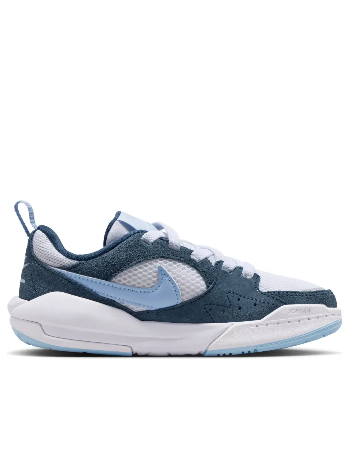 Кроссовки Air Jordan CMFT Era 'White Squadron Blue' HQ0507-103 — изображение 2 из 7, белый