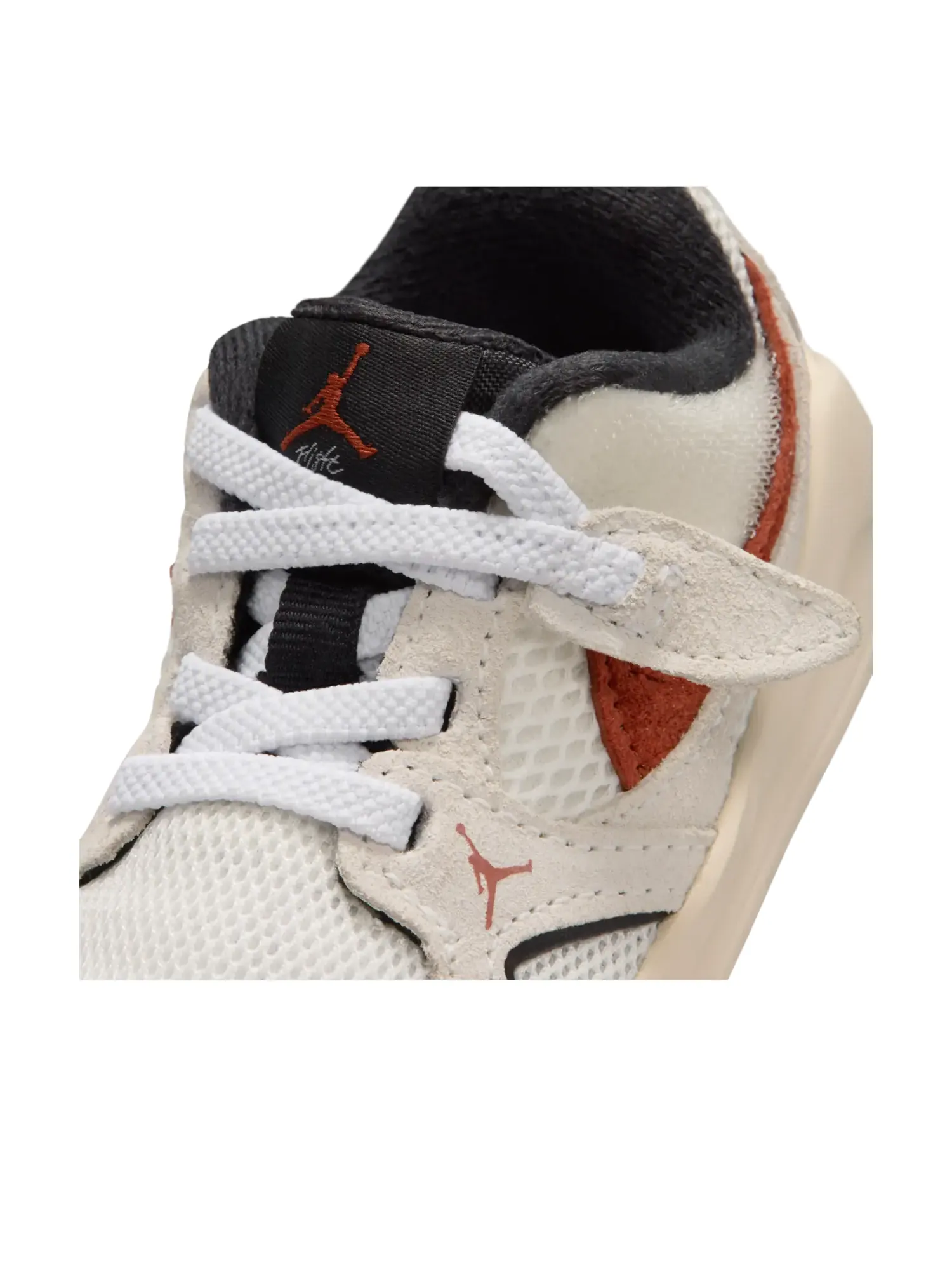 Кроссовки (TD) Air Jordan CMFT Era 'Sail Redstone Black' — изображение 7 из 7, белый