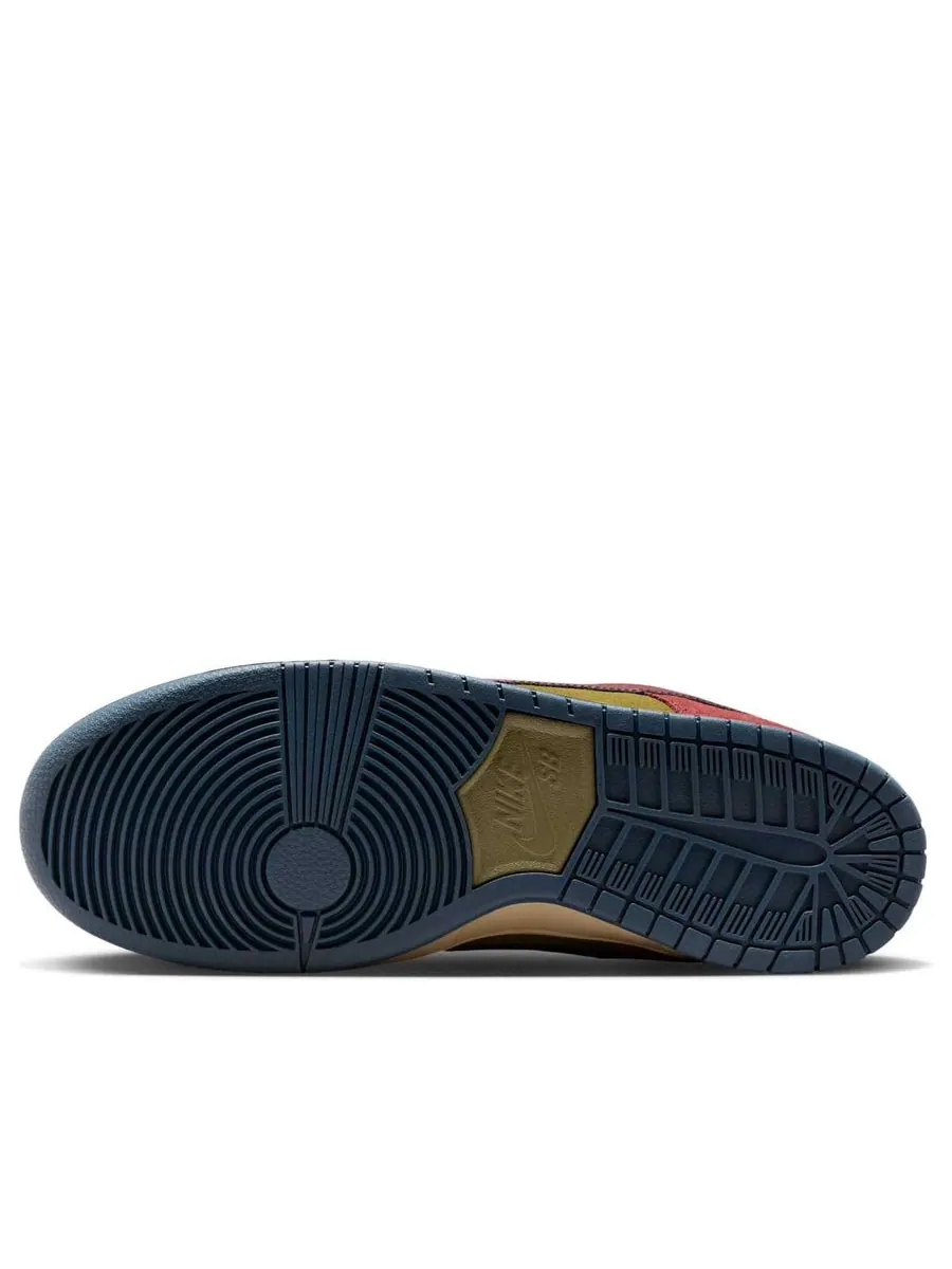 Кроссовки Nike SB Dunk Low 'Dark Team Red Olive Flak' — изображение 6 из 6, красный