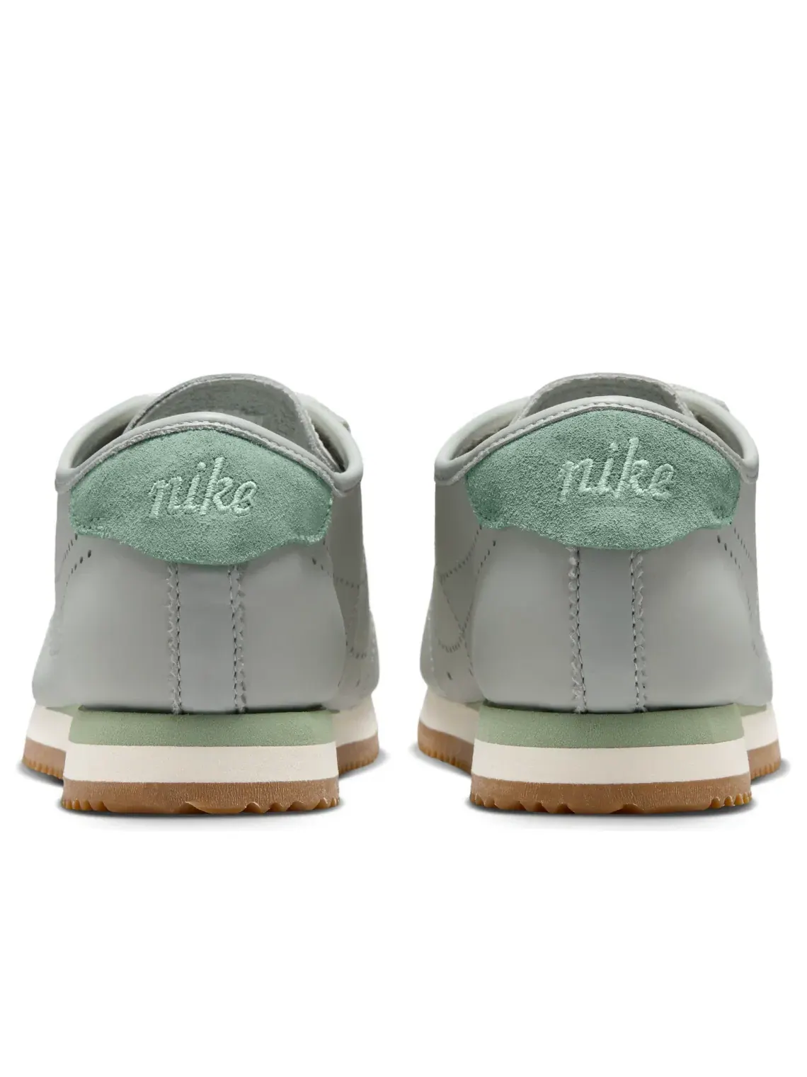 Кроссовки Nike Cortez Leather 'Light Silver Steam Gum' HQ1841-003 — изображение 4 из 7, серебряный