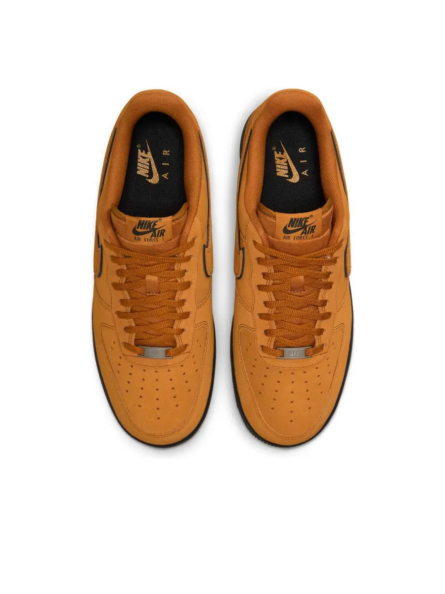 Кроссовки Nike Air Force 1 Low '07 LV8 'Desert Ochre Black' — изображение 4 из 6, бежевый