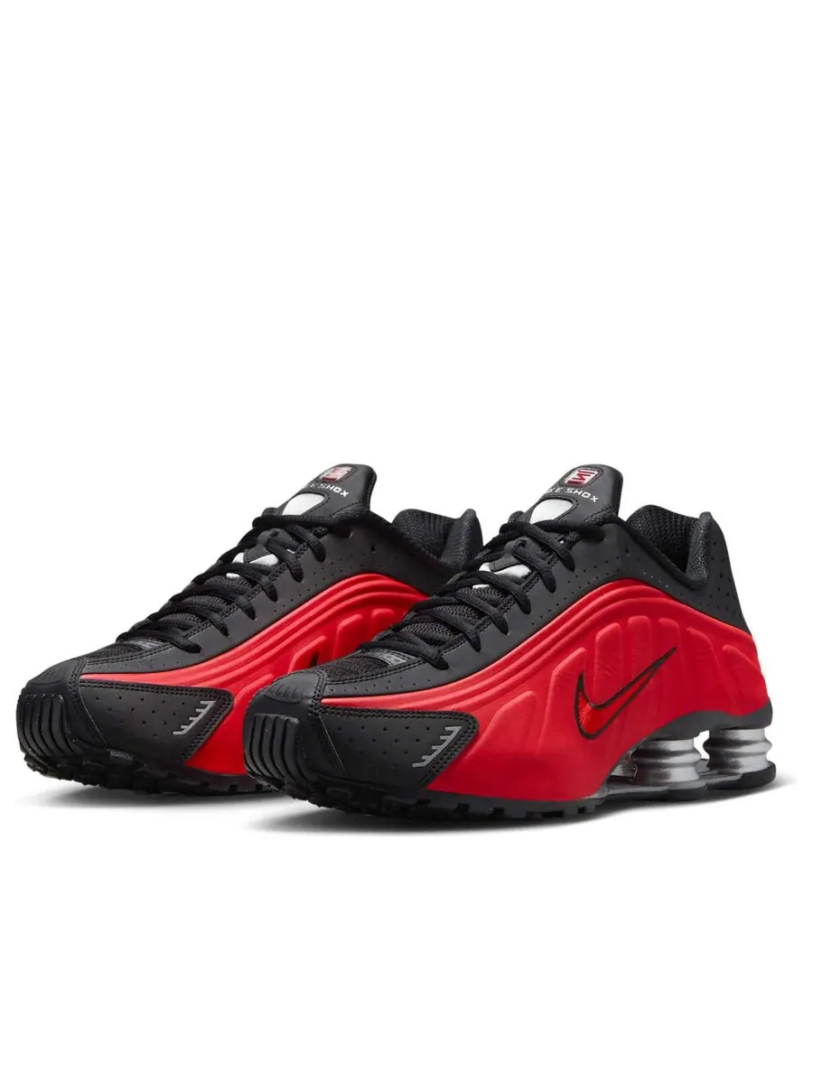 Кроссовки Nike Shox R4 'Bred' — изображение 3 из 6, красный