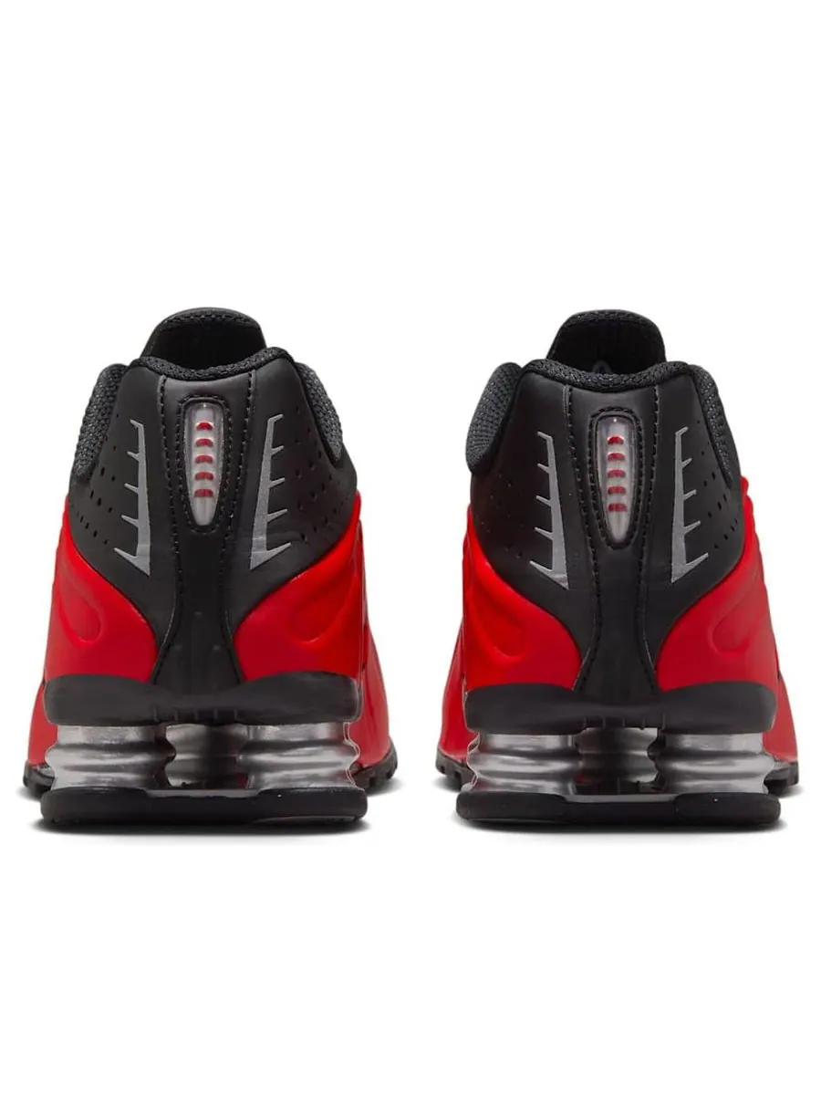 Кроссовки Nike Shox R4 'Bred' — изображение 5 из 6, красный