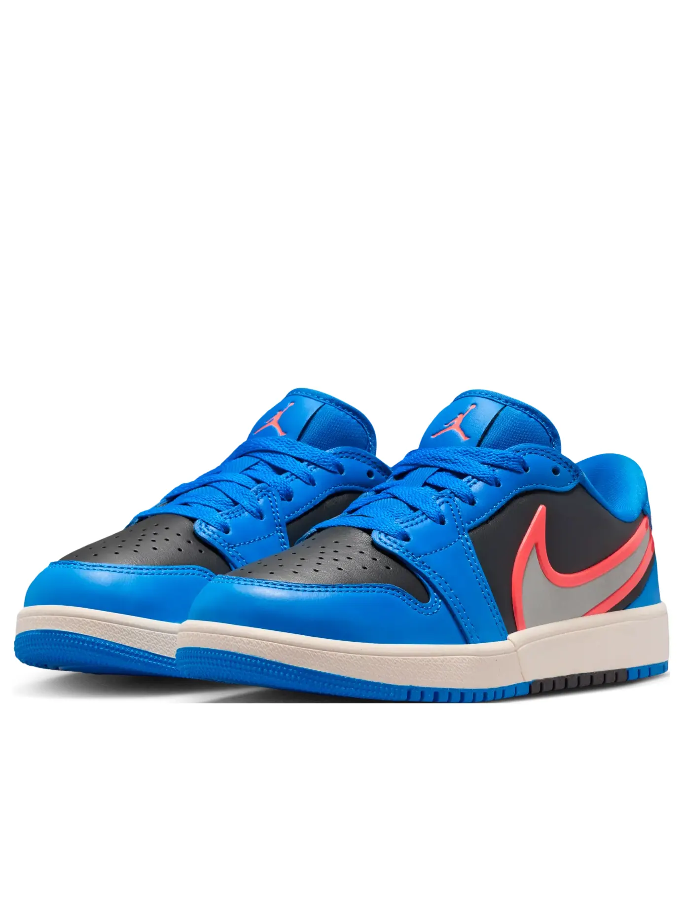 Кроссовки (GS) Air Jordan 1 Low RM 'Photo Blue Silver Hot Lava' — изображение 4 из 6, синий