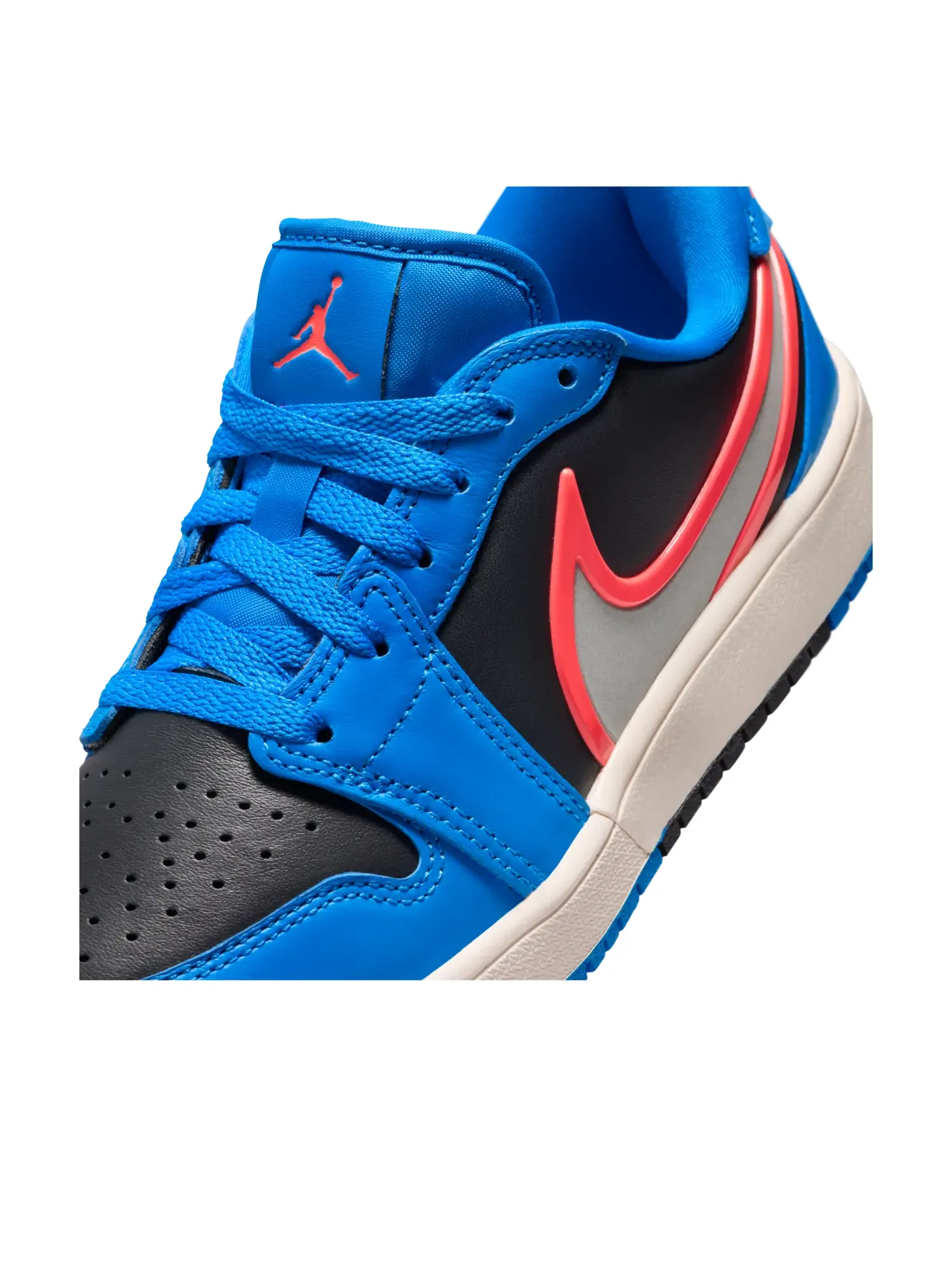 Кроссовки (GS) Air Jordan 1 Low RM 'Photo Blue Silver Hot Lava' — изображение 5 из 6, синий