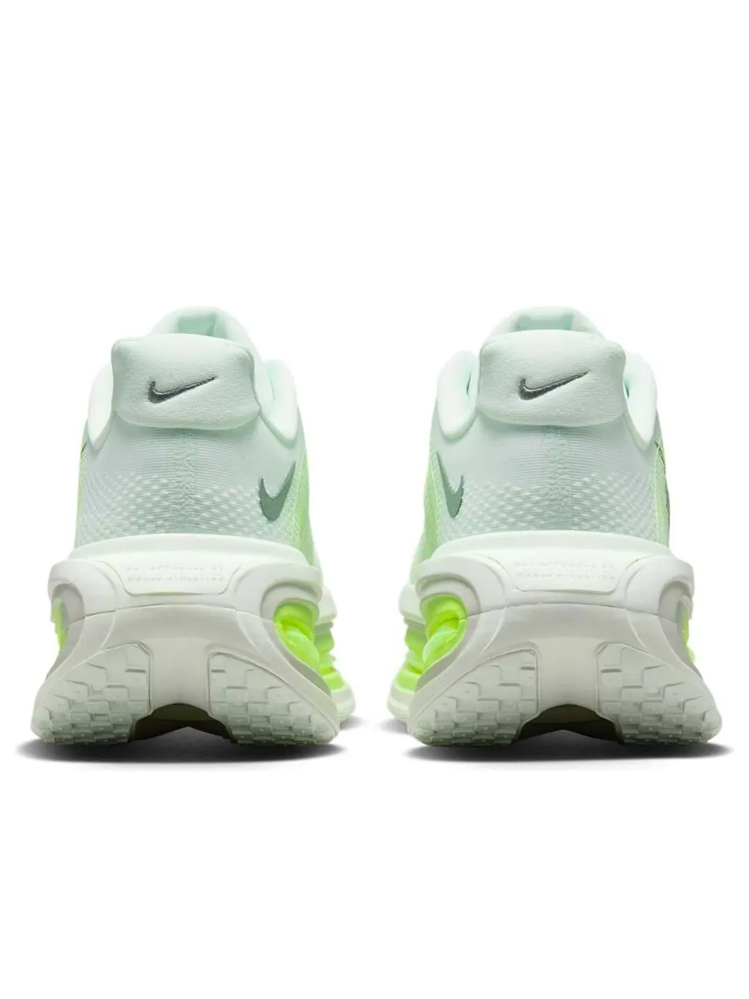 Кроссовки Nike Air Zoom Vomero Premium 'Barely Volt' — изображение 3 из 6, зеленый