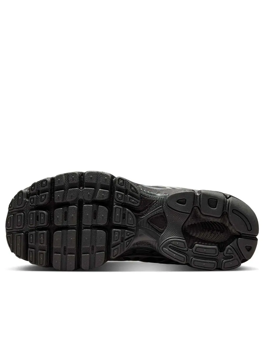 Кроссовки (WMNS) Nike Air Max Moto 2K 'Black Metallic Silver' — изображение 6 из 6, черный