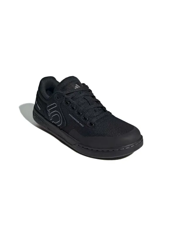 Кроссовки five ten freerider pro холст Adidas — изображение 4 из 4, черный/серый/белый