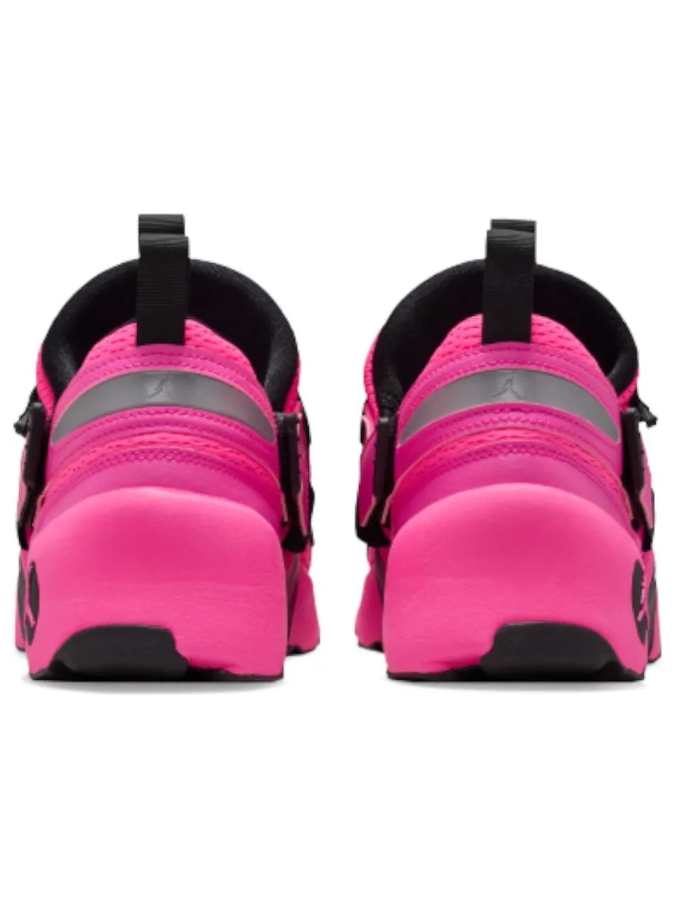 Кроссовки (WMNS) Air Jordan Trunner LX 'Pink Blast Black' — изображение 4 из 5, розовый