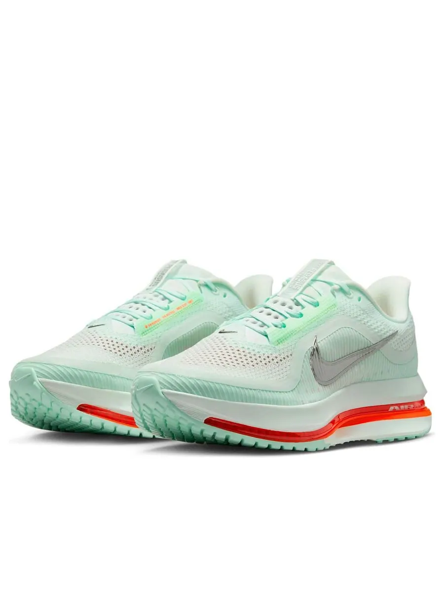 Кроссовки Nike Air Zoom Pegasus Premium 'Barely Green' — изображение 3 из 6, зеленый
